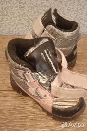 Демисезонные ботинки для девочки, размер 23