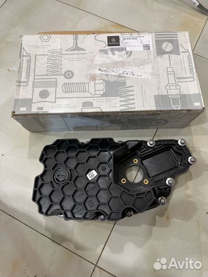 Картер поддон двигателя на mercedes