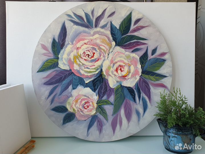 Картина с розами на круглом холсте 50см масло