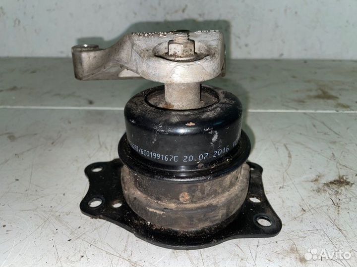 Подушка двигателя Volkswagen Polo cедан cwva 2016