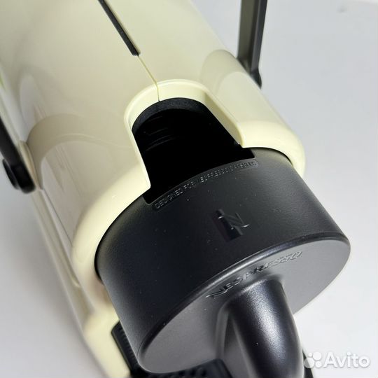 Кофемашина De Longhi Nespresso EN80.CW