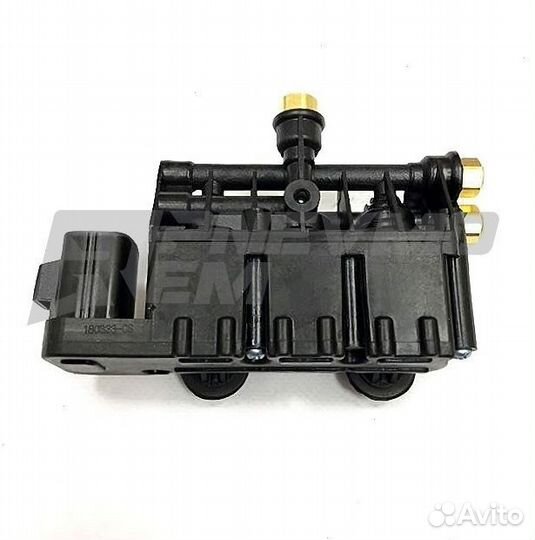 Блок клапанов пневмоподвески Land Rover Discovery