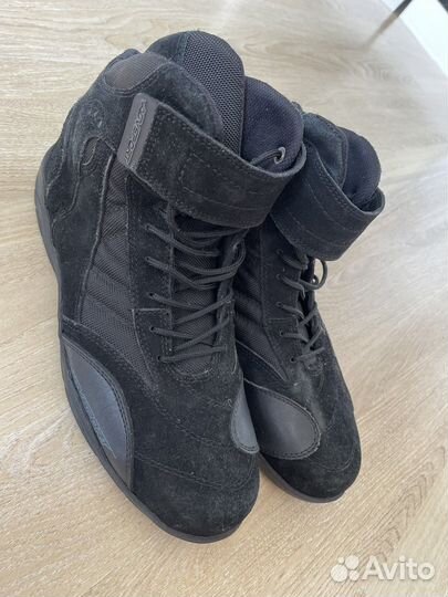 Мотоботы AGV