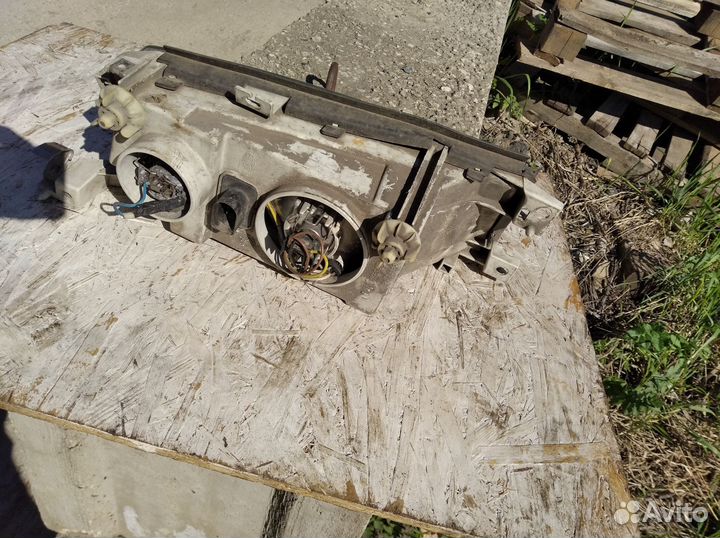 Фара Шкода Октавия Тур передняя левая