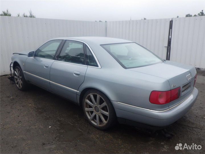 Разбор на запчасти Audi A8 (D2)