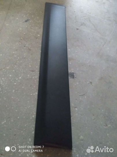 Накладка двери Ниссан Кашкай 06-14 г.в