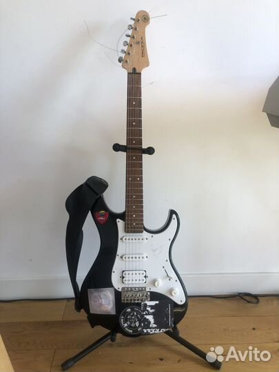 Электро гитара