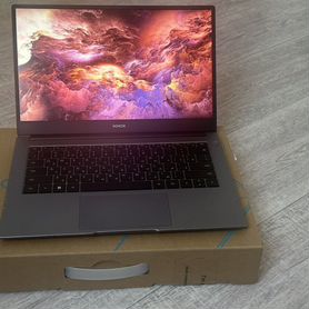 Honor magicbook 14 i3-10110U, 8/256, space gray