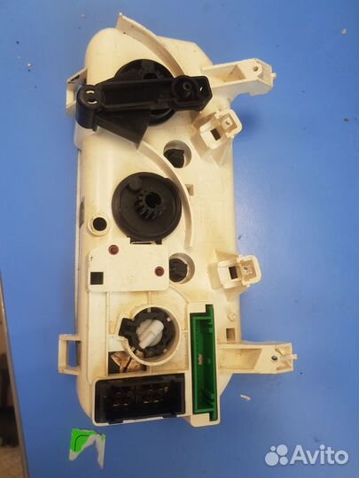 Блок управления отопителем Clio II/Symbol 1998-200