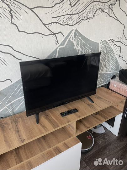 Телевизор LG 32 дюйма