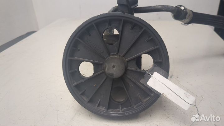 Гур Volvo C70, 2002