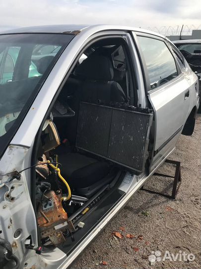 Запчасти на Hyundai Elantra 2004г