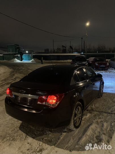 Chevrolet Cruze 1.8 МТ, 2012, 280 000 км