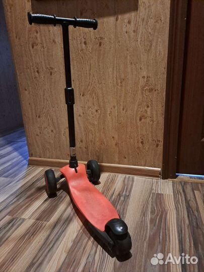 Самокат детский трехколесный