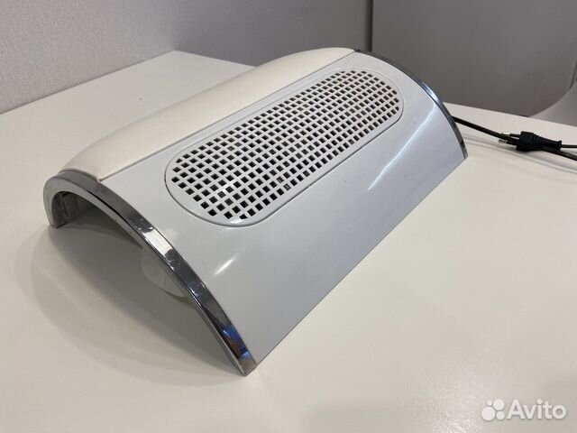 Маникюрный пылесос