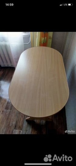 Кухонный стол