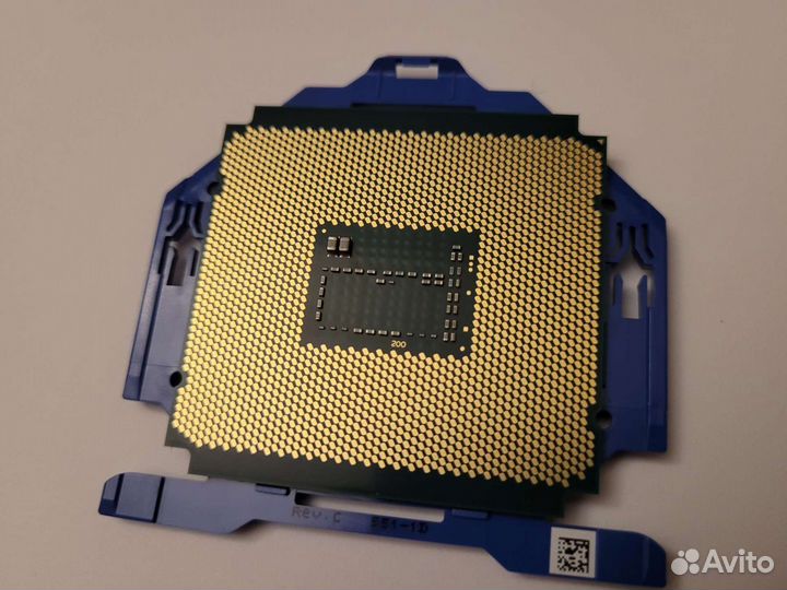 Процессор Intel Xeon для сервера