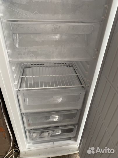 Морозилка indesit