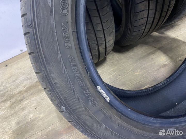 Dunlop Le Mans V 225/50 R17 98V