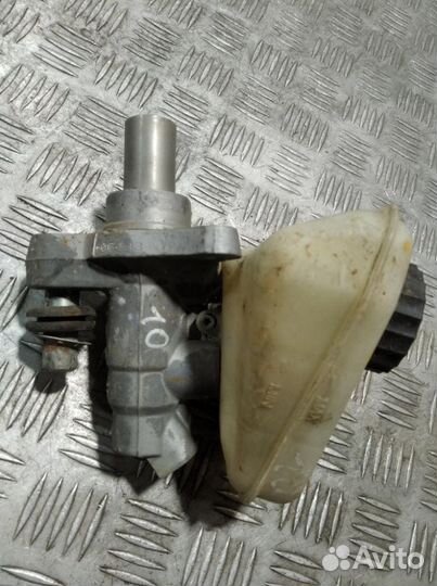 Цилиндр тормозов главный S350 221