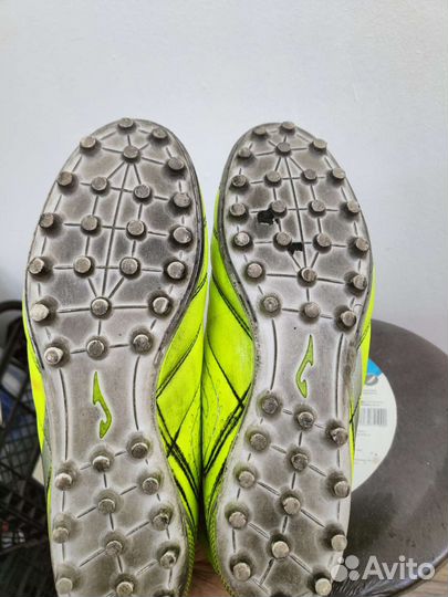Футбольные бутсы Joma