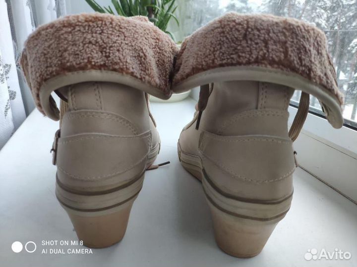 Ботинки утепленнве женские