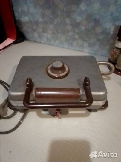 Вафельница СССР электрическая