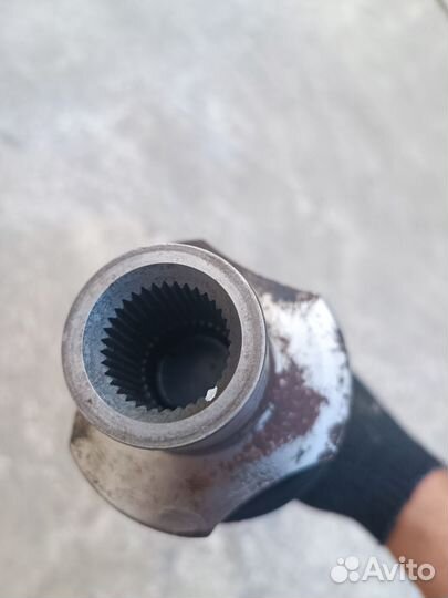 Ford Maverick II 2,3 Передний Правый Привод