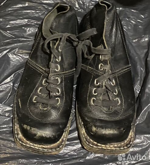 Лыжные ботинки