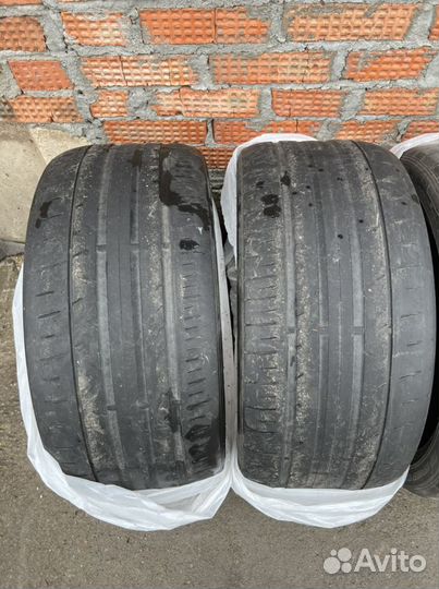 Dunlop SP Sport Maxx 050+ 285/35 R21 и 325/30 R21