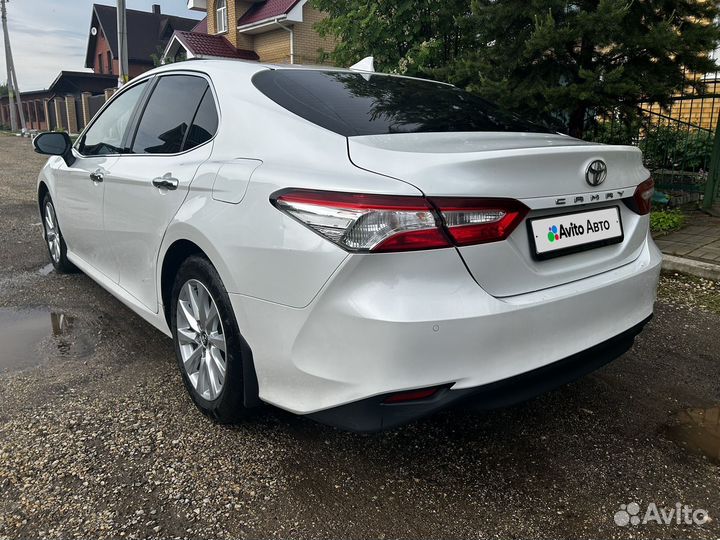 Toyota Camry 2.5 AT, 2019, 107 011 км