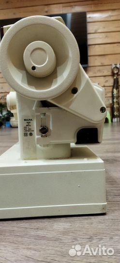 Швейная машина Singer