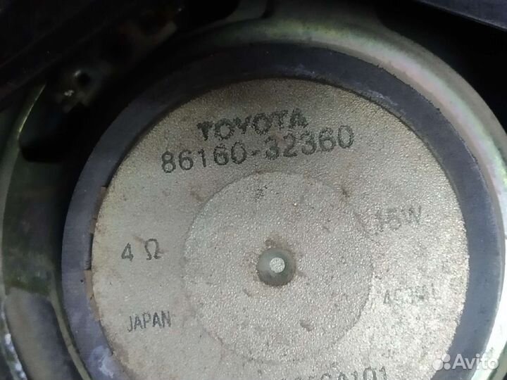 Штатные динамики Toyota camry