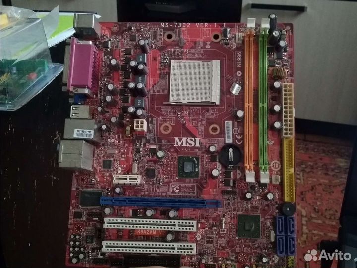Asus CUV4X-C V694x Socket 370