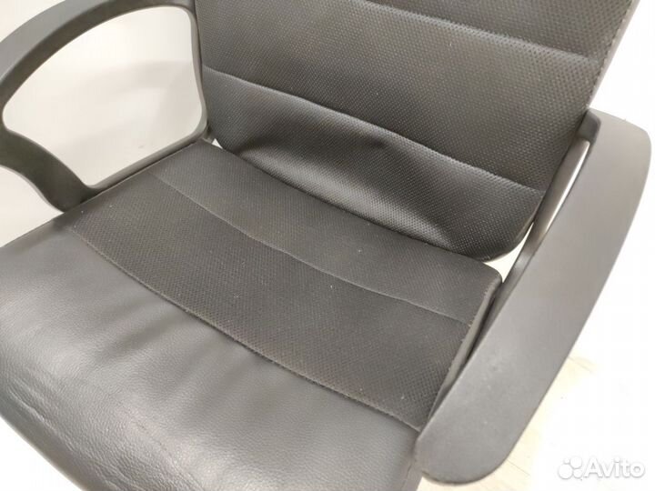 Кресло компьютерное иkea Ренбергет б/у 12434