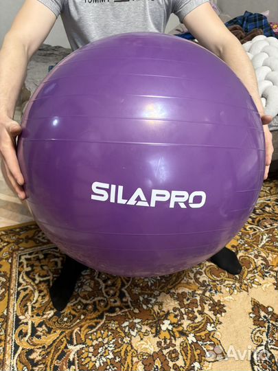 Гимнастический мяч фитбол