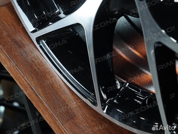 Литые диски HRE R17 для X-Ray. Арт1126