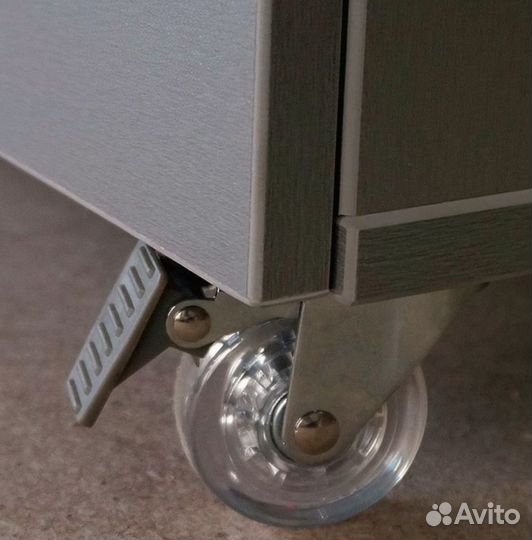 Педикюрная тумба уфо ту - 1 новая