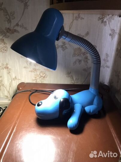 Лампа настольная