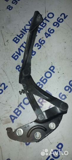 Петля капота на Volkswagen Phaeton