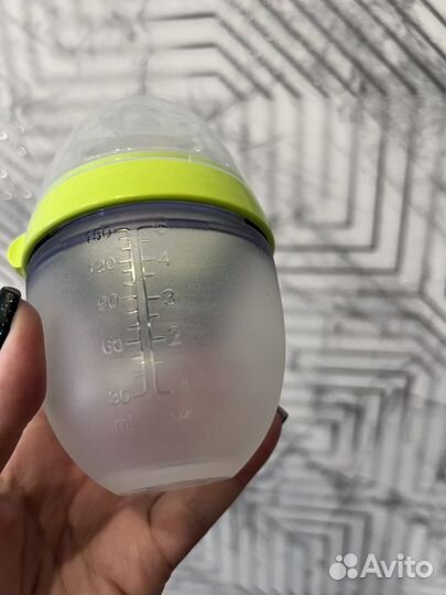 Бутылочка comotomo