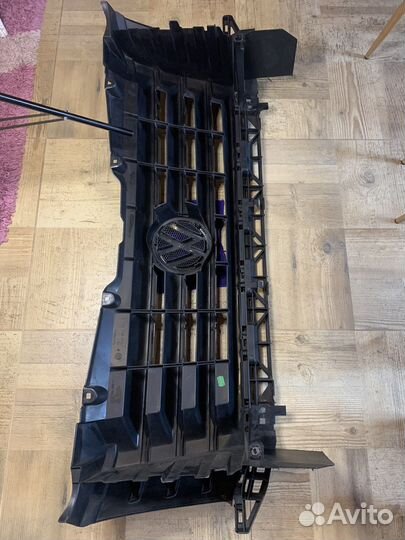 Решетка радиатора volkswagen крафтер
