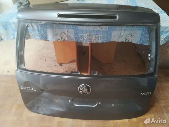Крышка багажника хлопушка шкода йети skoda yeti