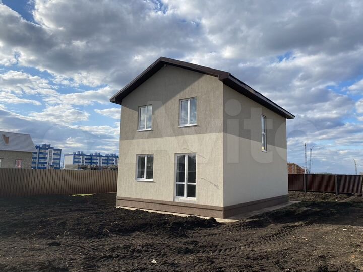 Коттедж 125 м² на участке 8 сот.