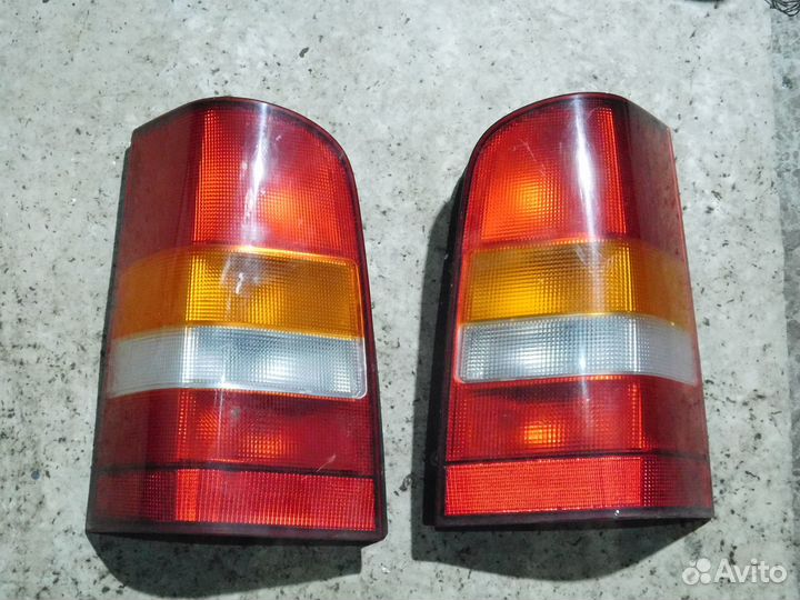 Фонарь задний мерседес вито 638. хлопушка