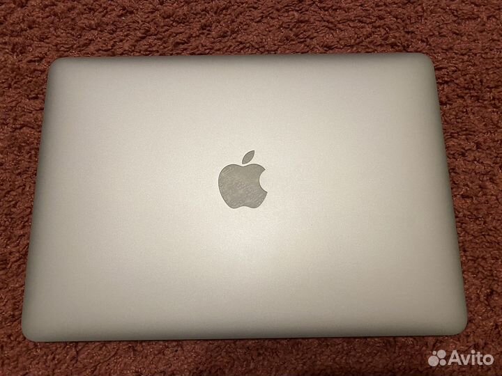 Apple MacBook Air 13 2017 (Intel Core i5)