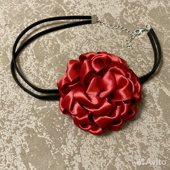 Чокеры -украшение на шею и броши