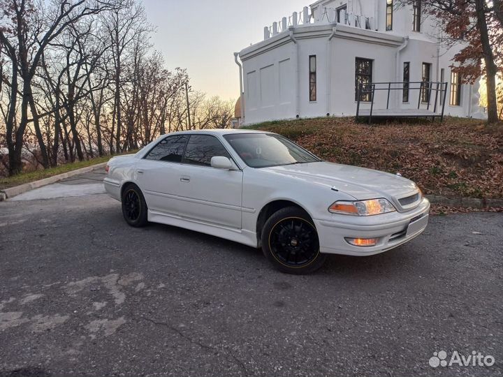 Toyota Mark II 2.0 AT, 1984, 250 000 км