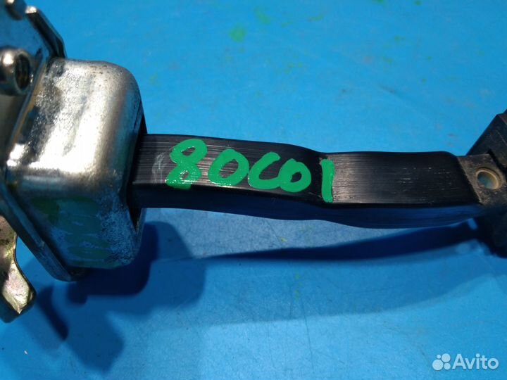 Ограничитель двери задний Mitsubishi Lancer 10