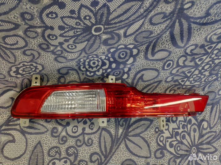 Фонарь задний Kia Sportage III 924054T300 левый